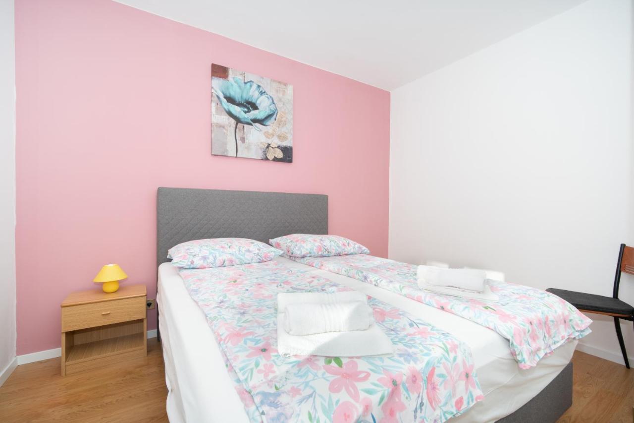 Apartments Oriana Rabac Exterior photo